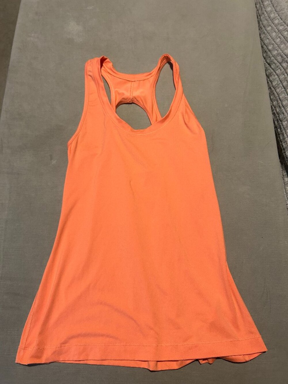 ATHLETA Coral Orange Nitro Open Back Keyhole Cutout Workout Tank Top M